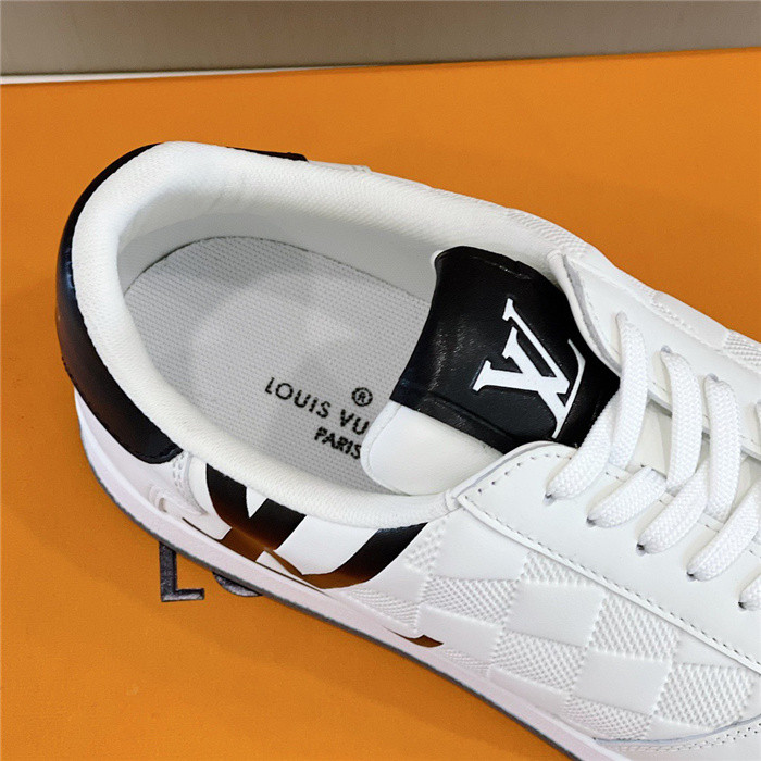 lwe sneaker
