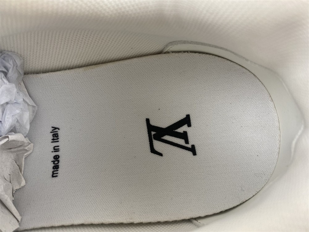 lwe sneaker
