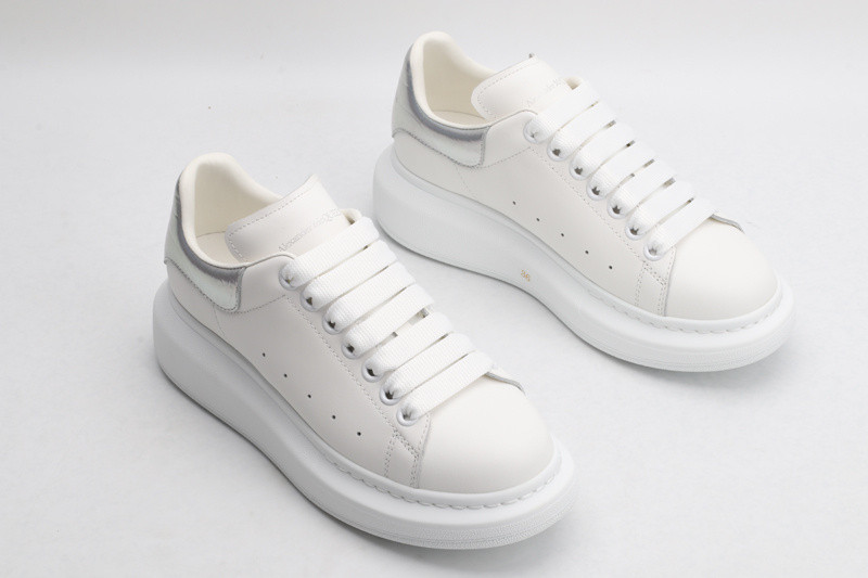 a1exa*der Mcqv*en 0001
