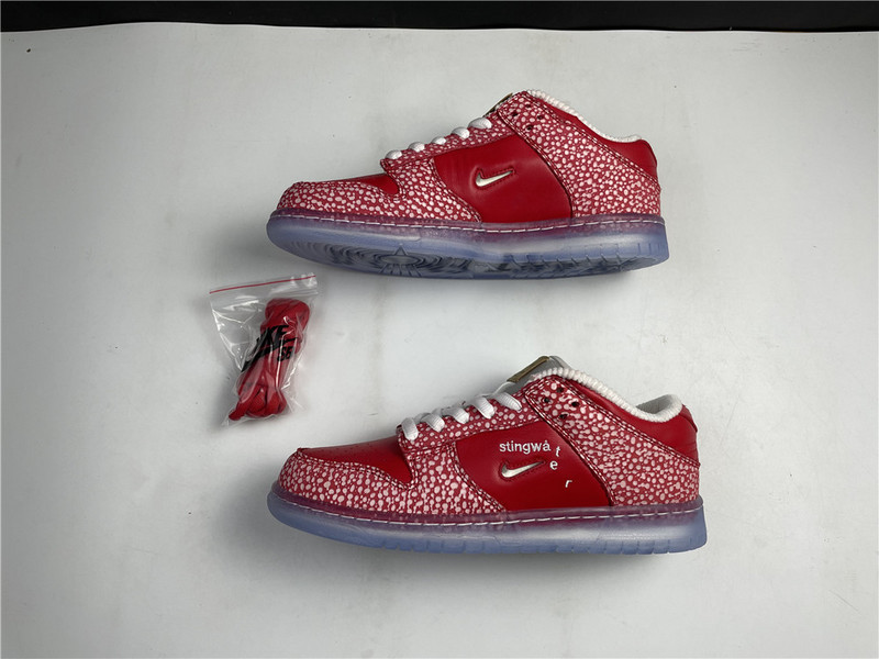 nike dunk sb low stingwater magic mushroom dh7650-600