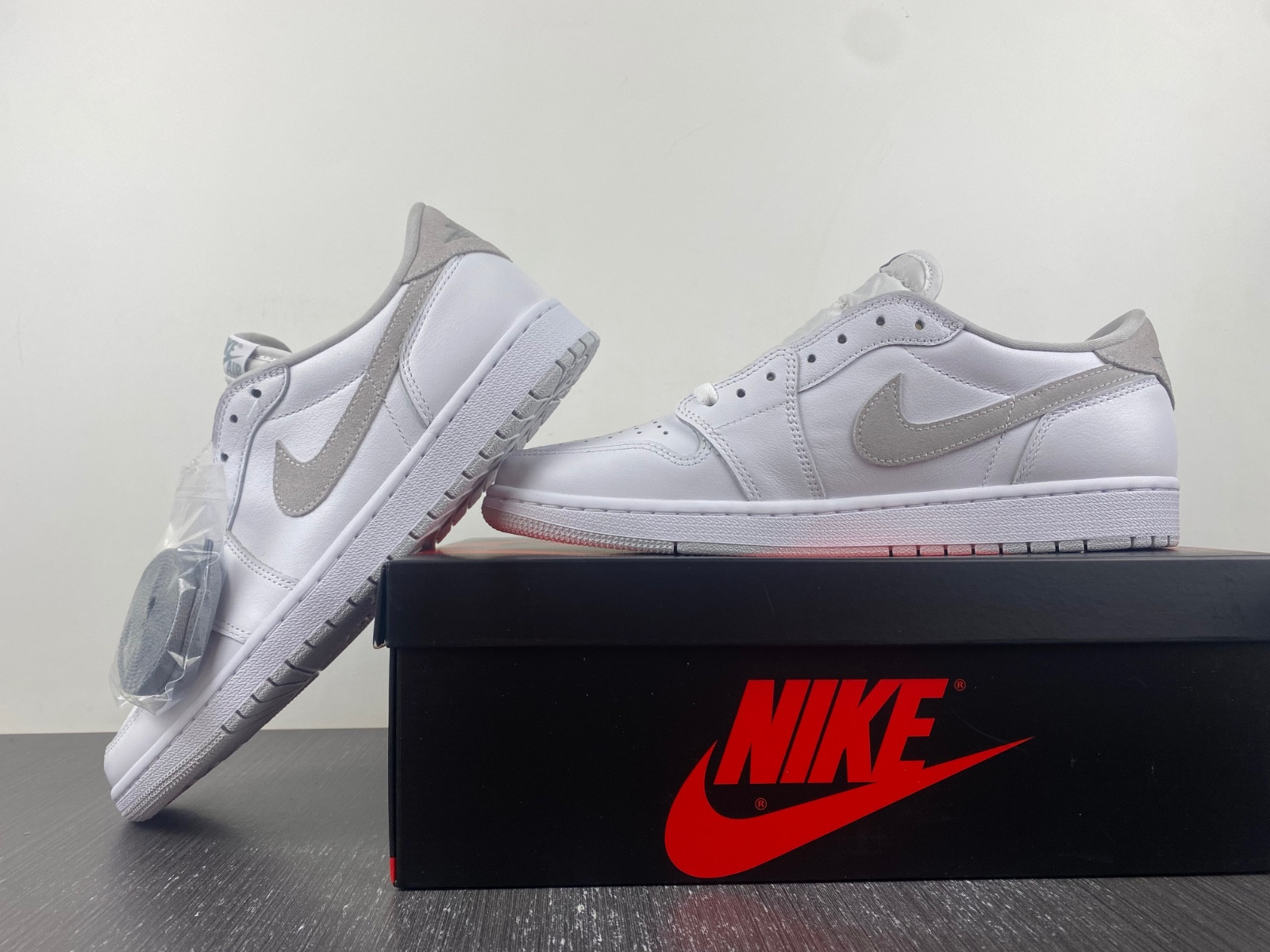 jordan mens air jordan 1 low og cz0790 100