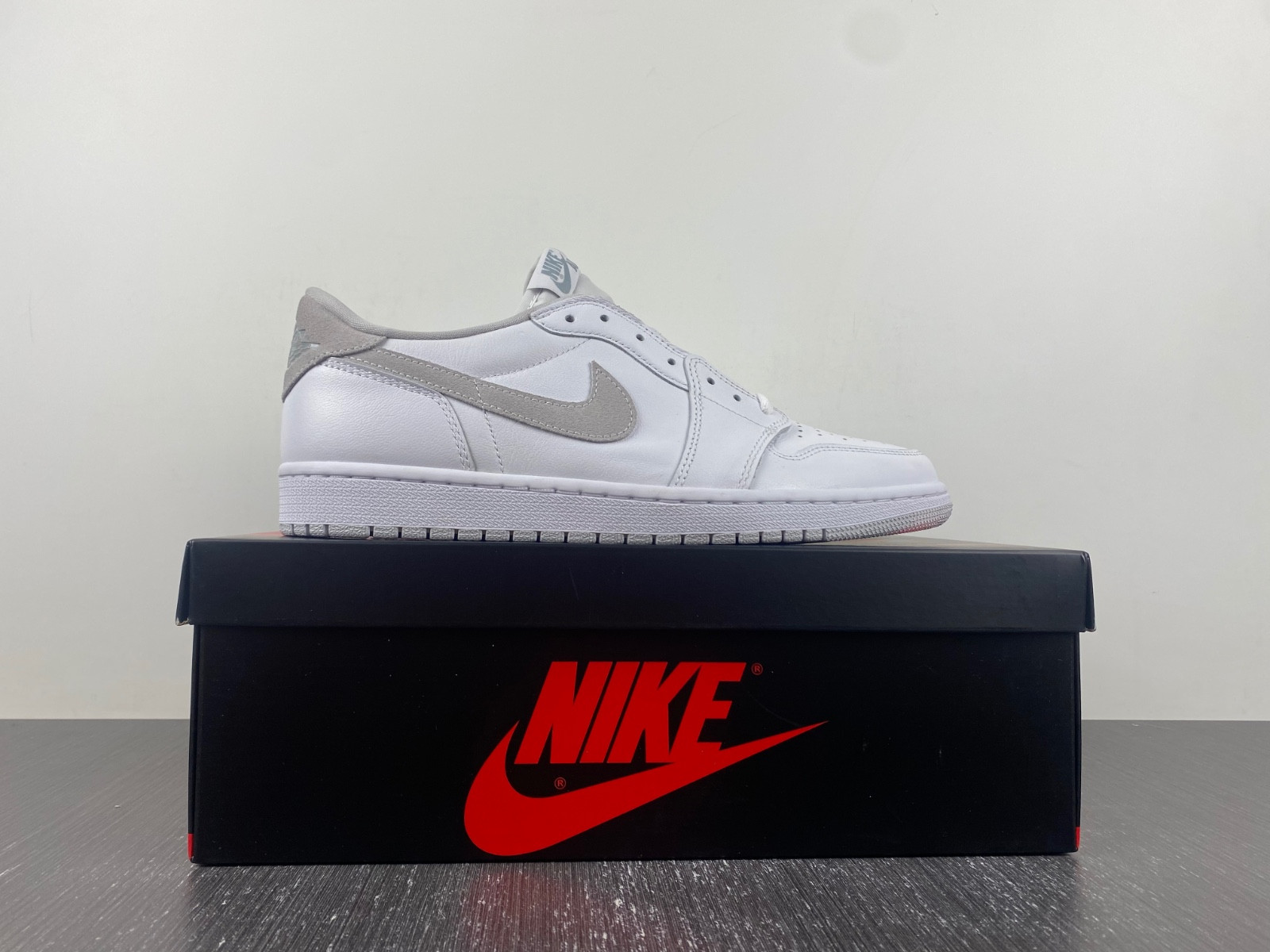 jordan mens air jordan 1 low og cz0790 100