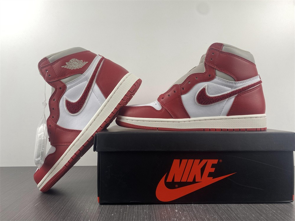 jordan 1 high og newstalgia chenille (w) dj4891-061