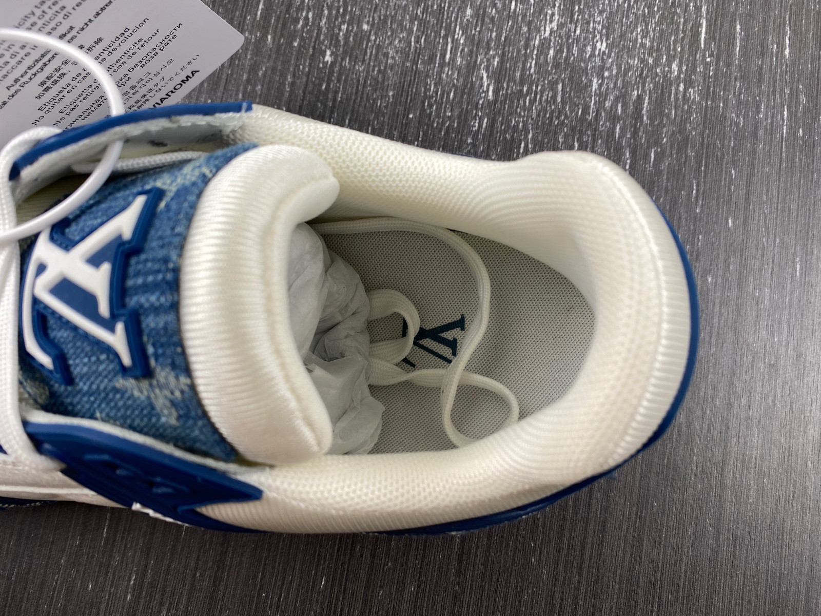 lwe sneaker