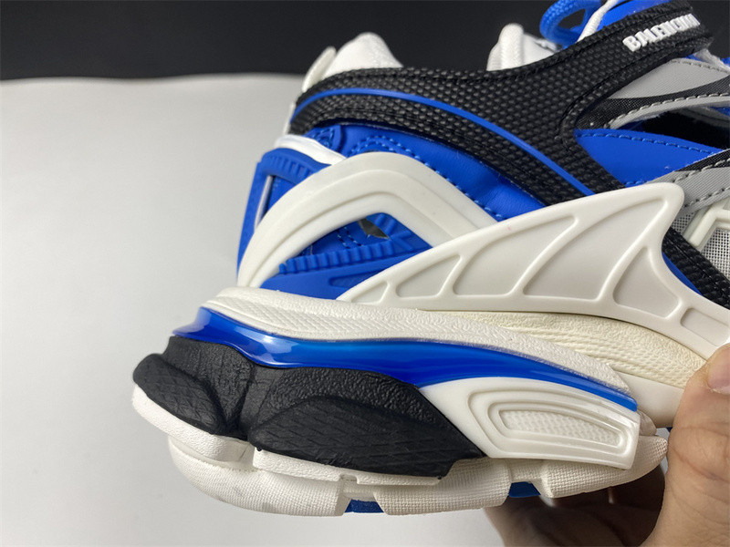 Ba*len*cia*ga trainers track 4.0