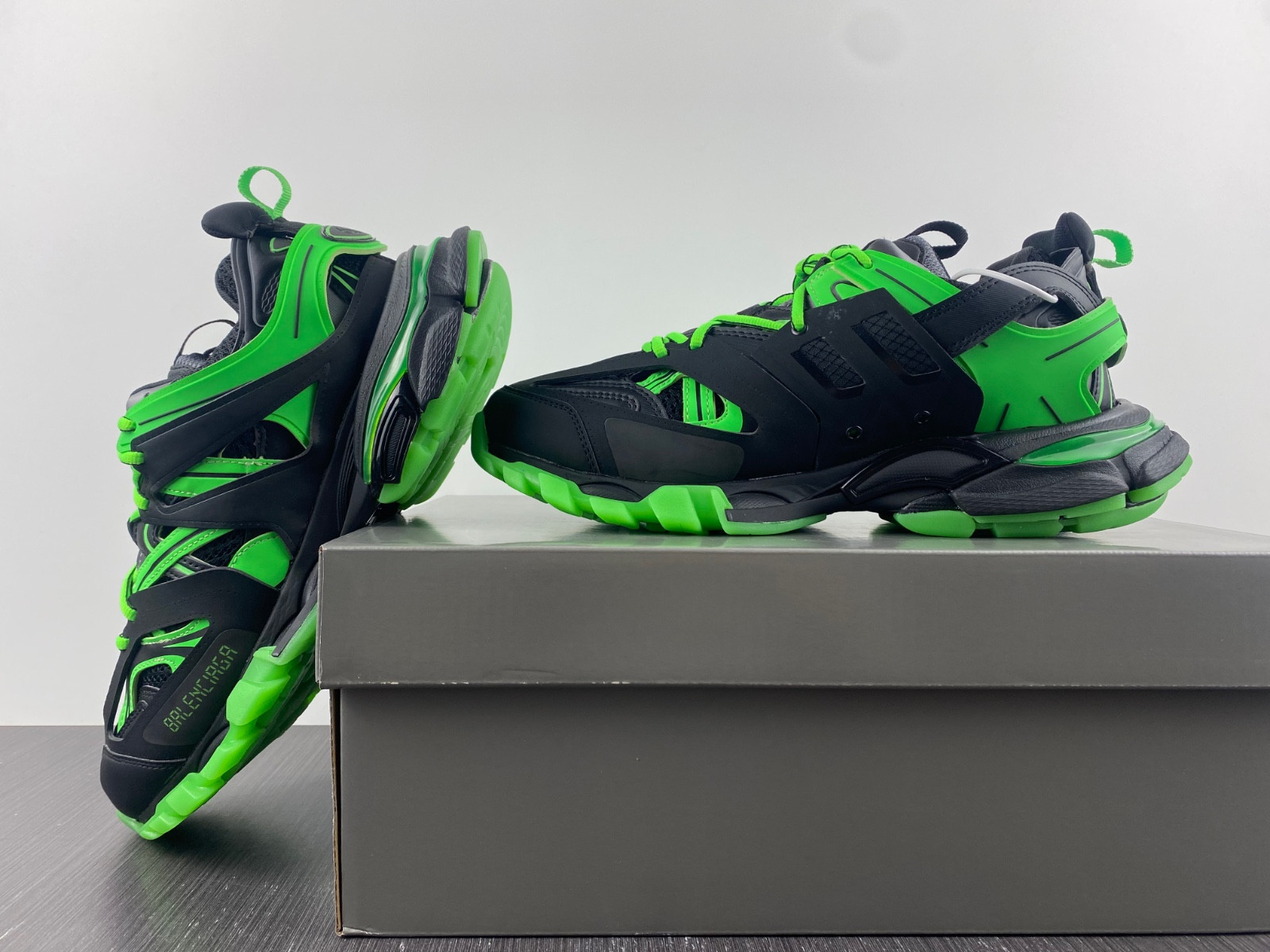 Ba*len*cia*ga track.3 sneaker