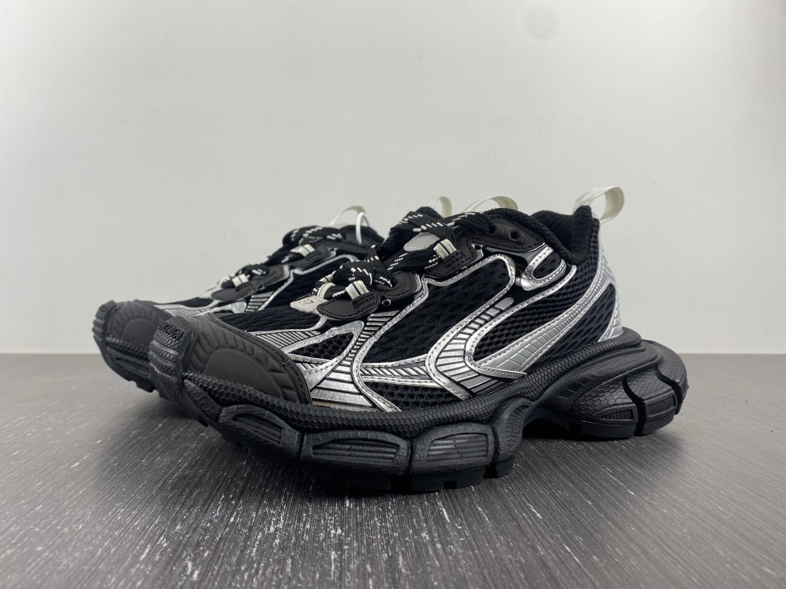 Ba*len*cia*ga men''s 3xl sneaker
