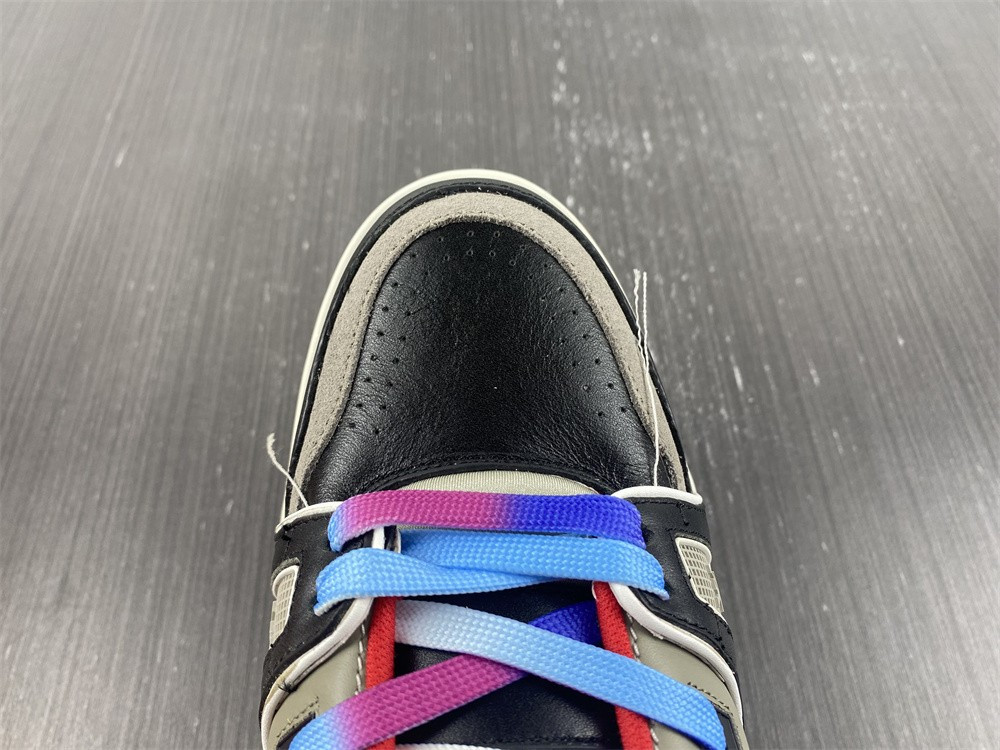 lwe sneaker