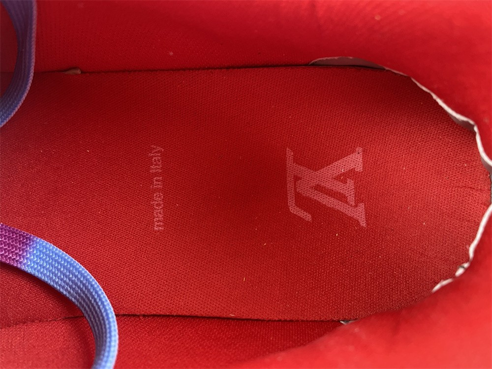 lwe sneaker