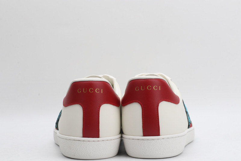 G*u*i sneaker