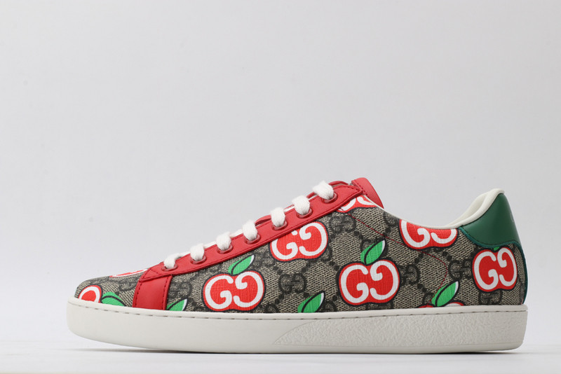 G*u*i sneaker