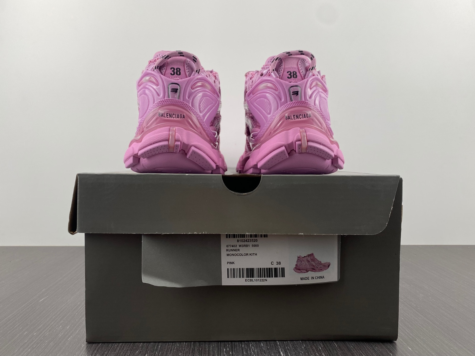 Ba*len*cia*ga runner sneaker