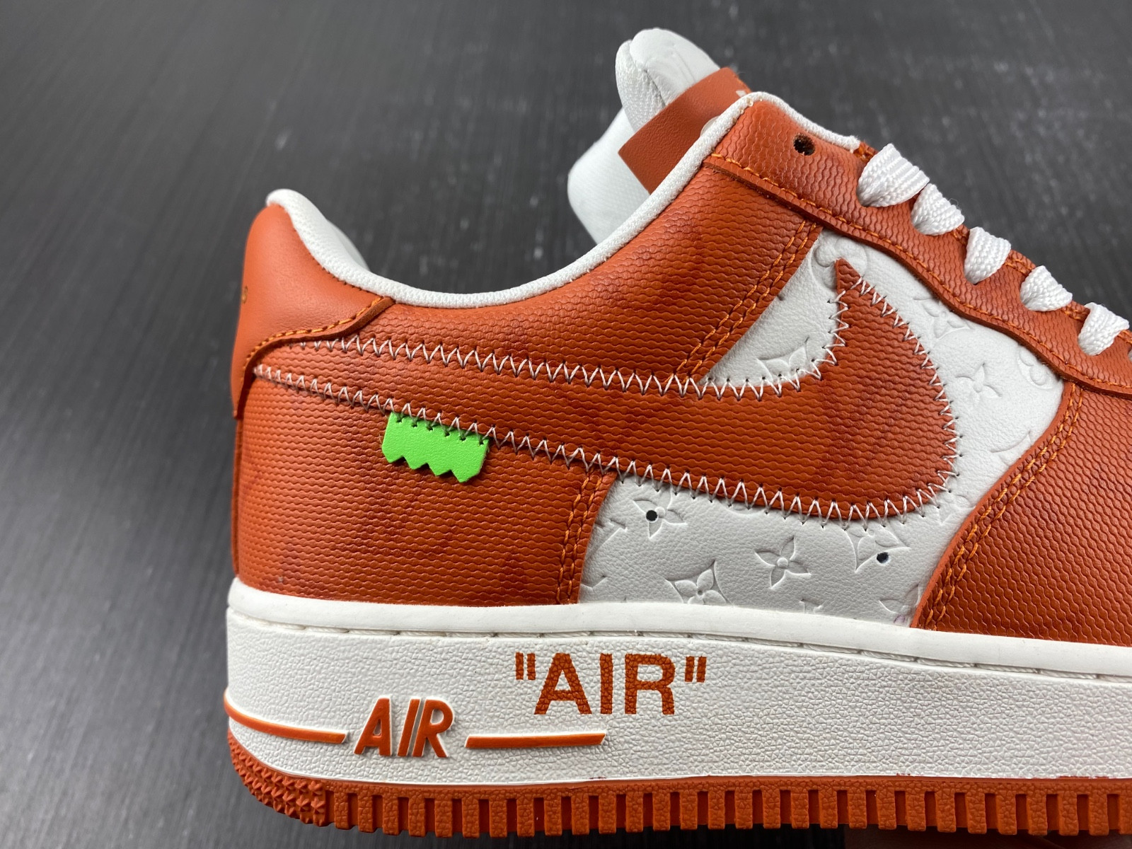 lwe sneaker