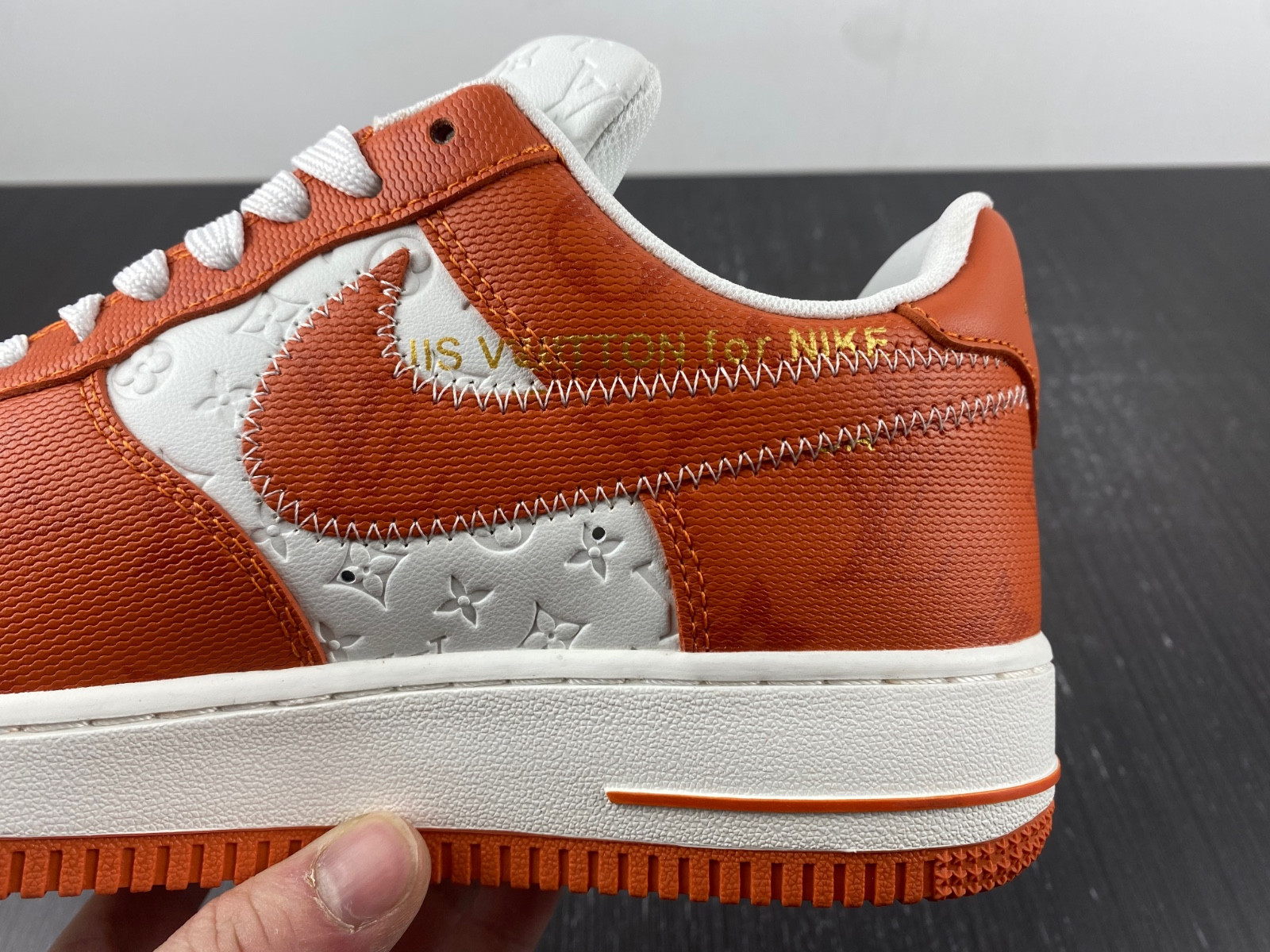 lwe sneaker