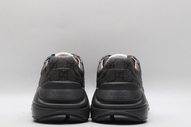 G*u*i sneaker
