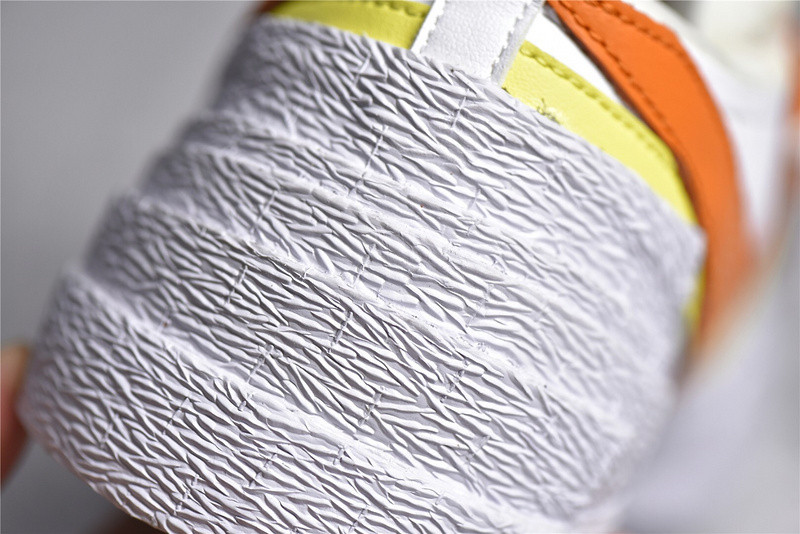 nike blazer low sacai white magma orange - dd1877-100