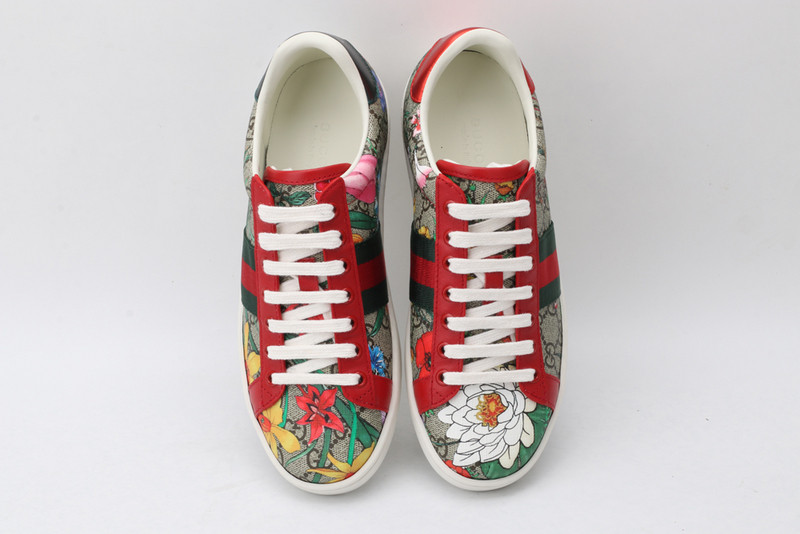 G*u*i sneaker
