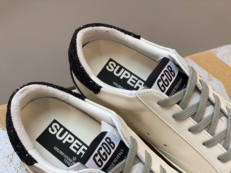goldn gose sneaker