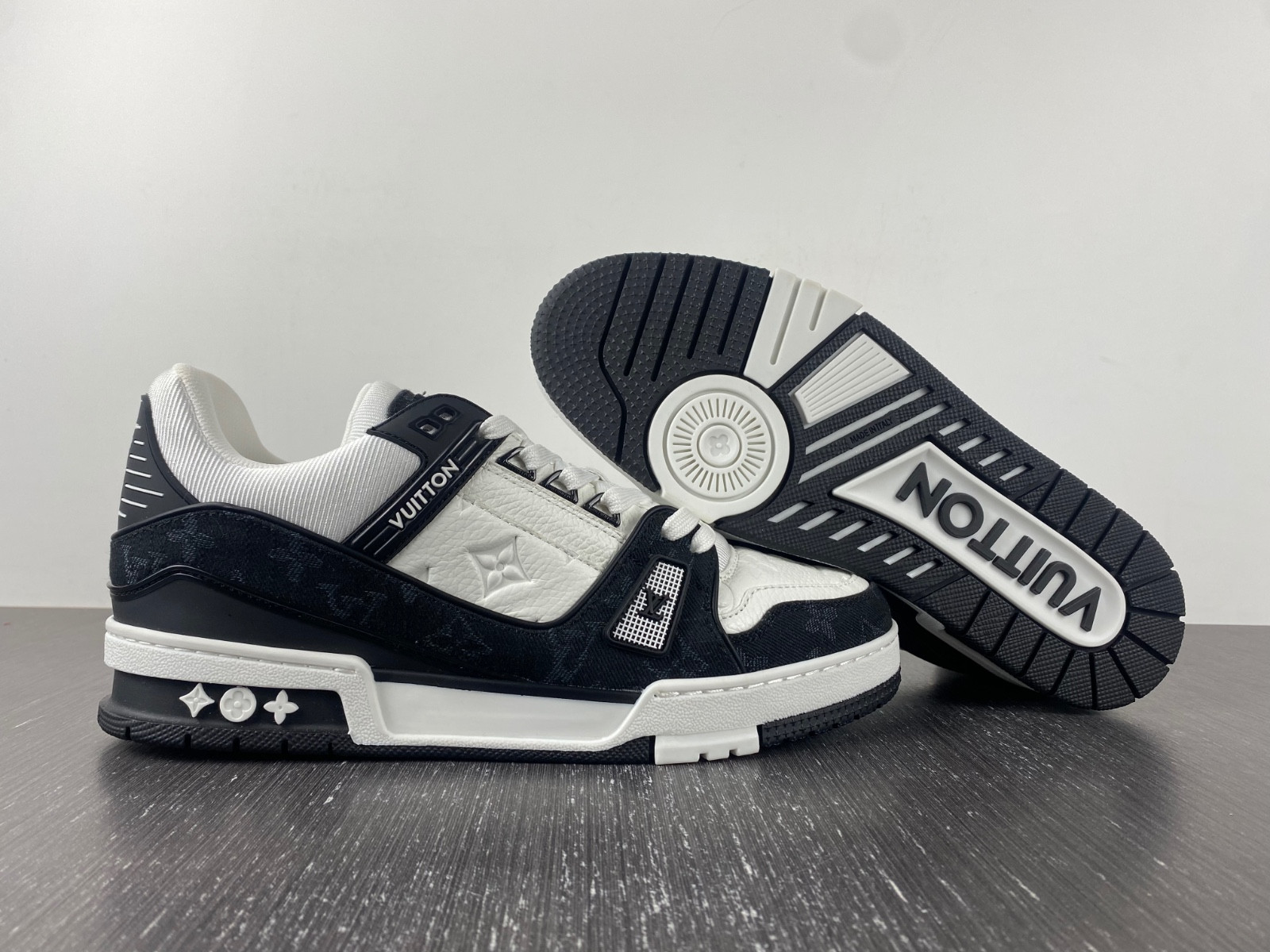 lwe sneaker