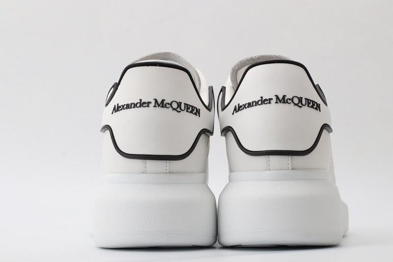 a1exa*der Mcqv*en