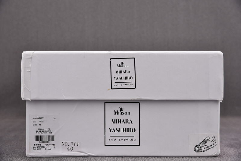 mmy sneaker 0010