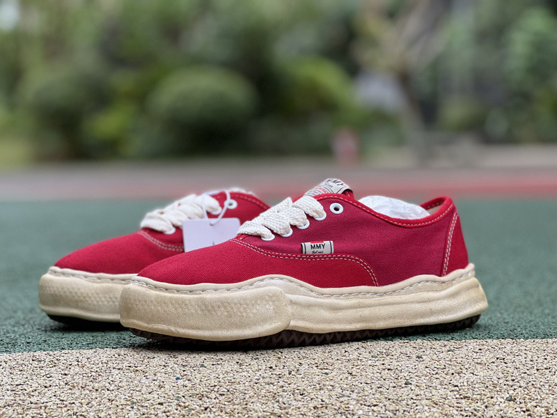 mmy sneaker 0061