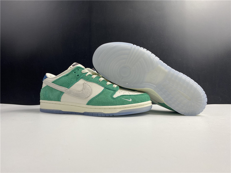 kasina x nike dunk low cz6501-101