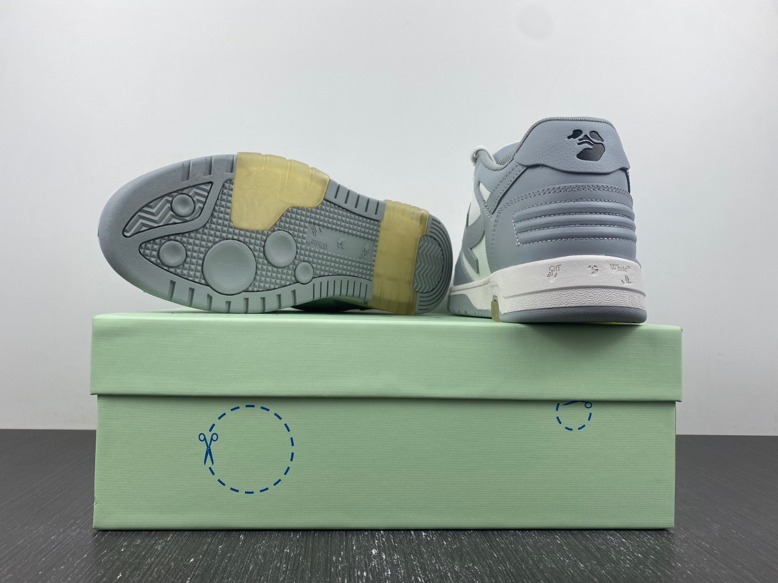 owt sneakers