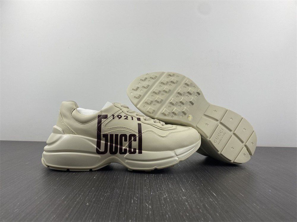 G*u*i sneaker