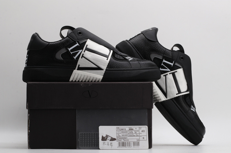 valen1n0 sneaker