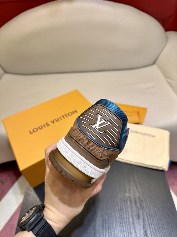 lwe sneaker