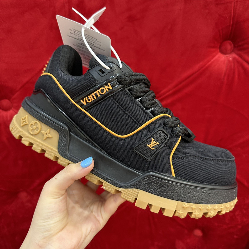 lwe sneaker