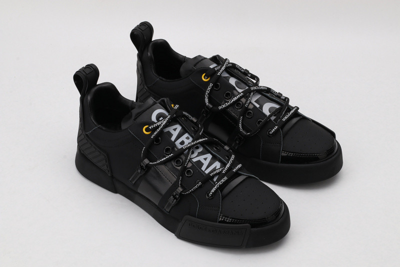 dg sneaker