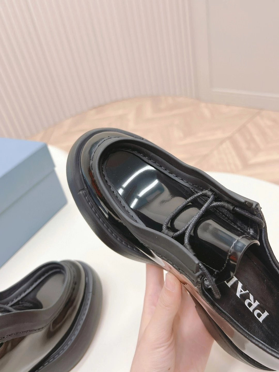 pra sneaker