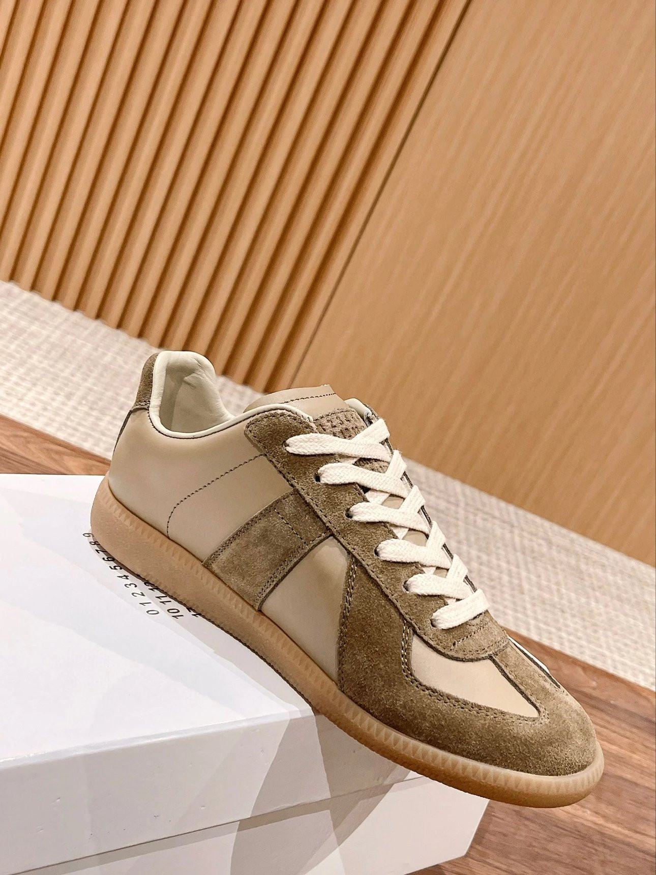 mm6 sneaker