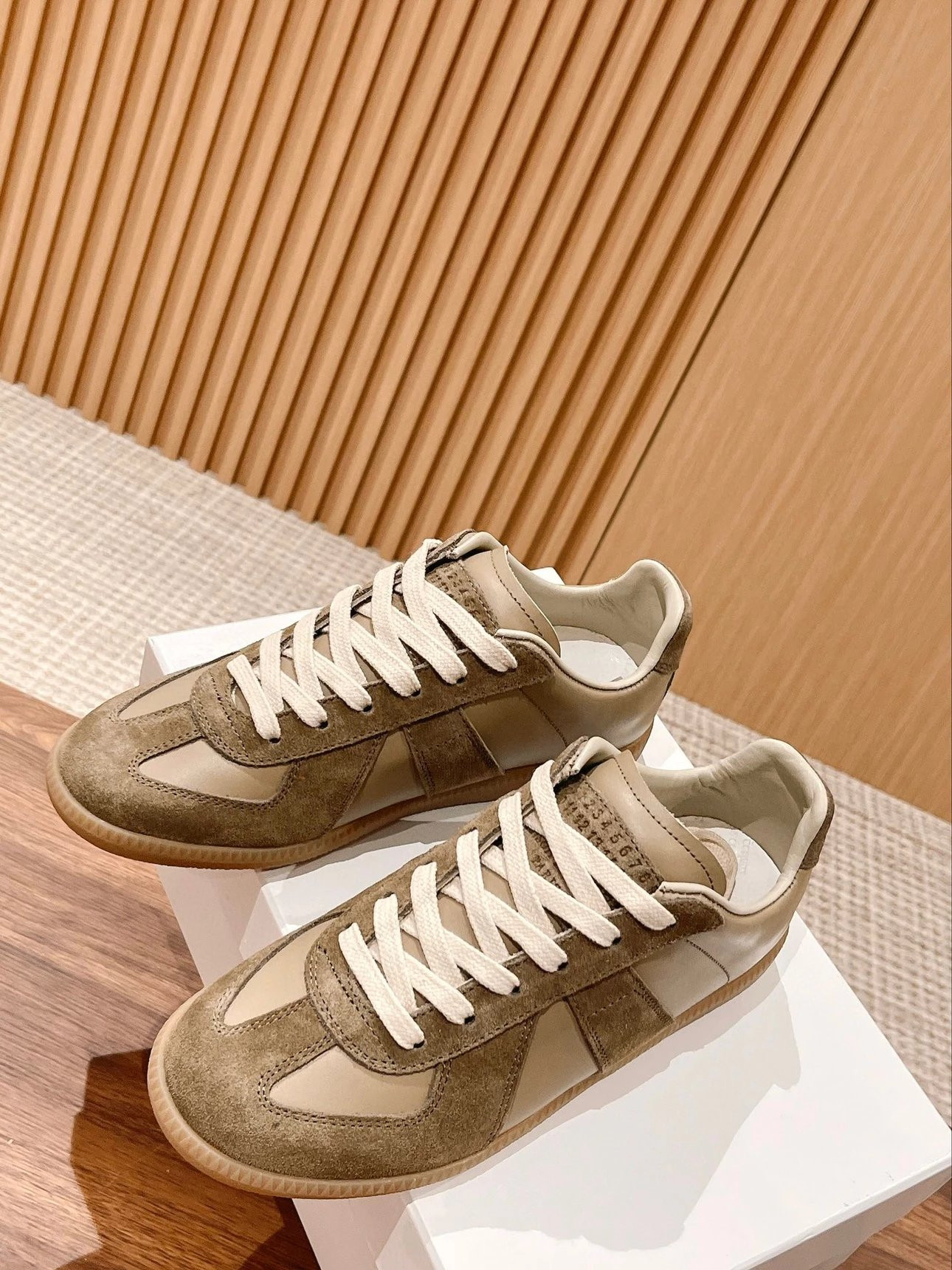 mm6 sneaker