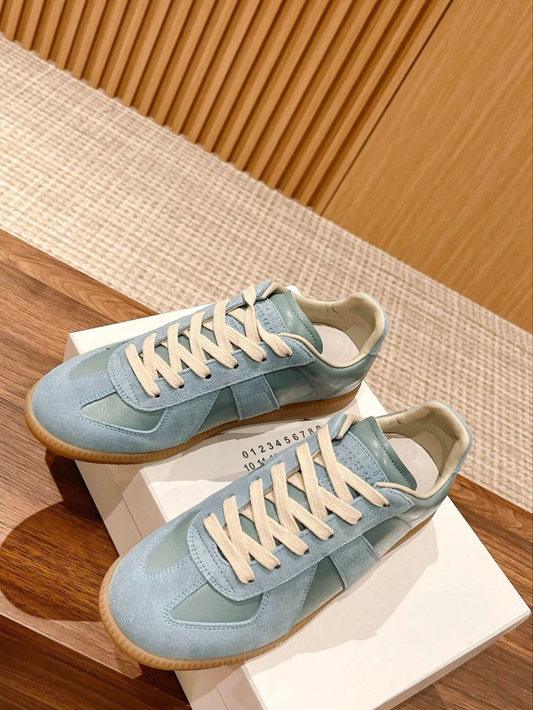 mm6 sneaker