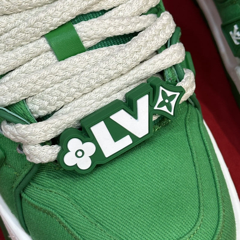lwe sneaker