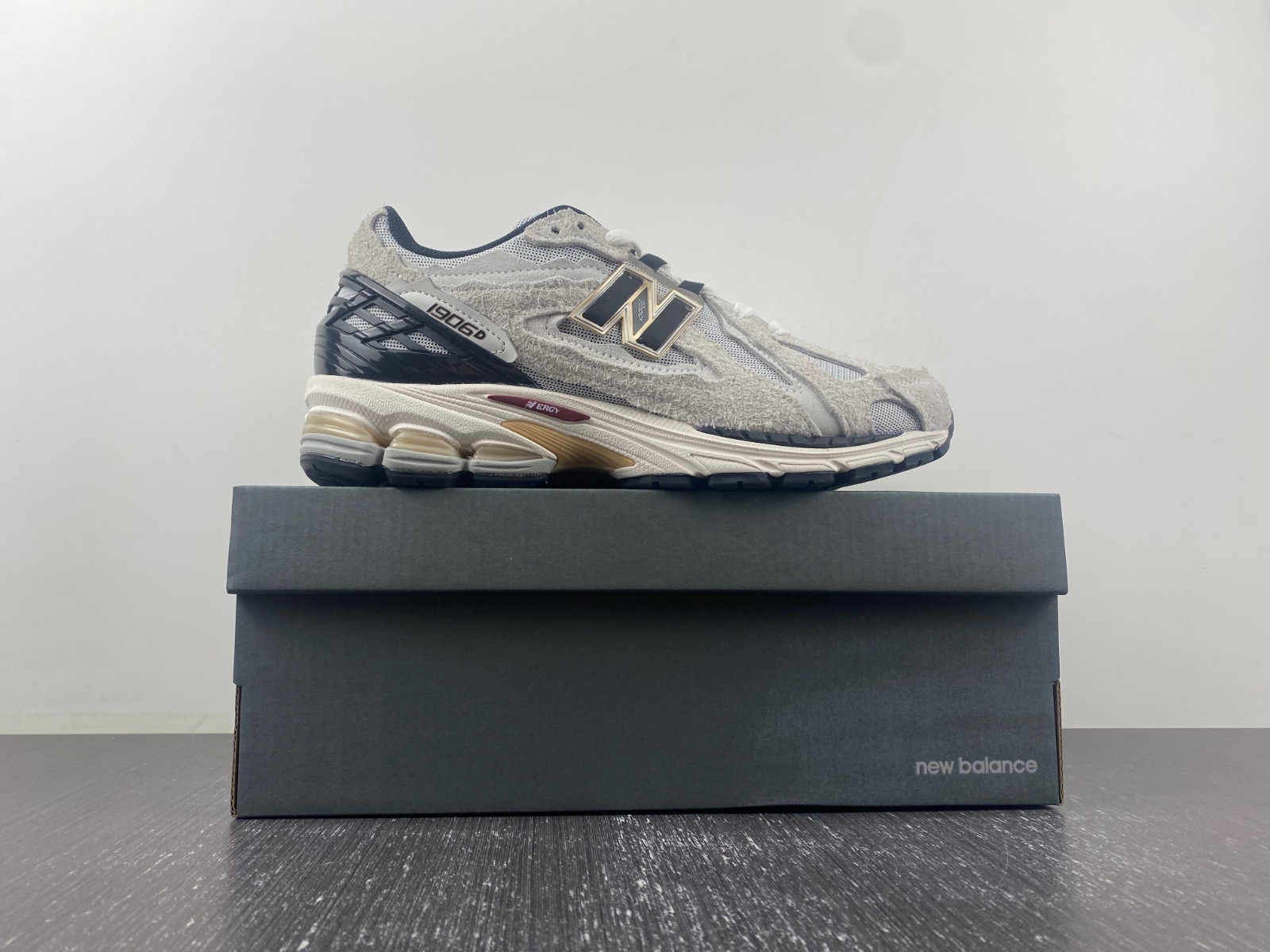 new Ba1an*e 1906d protection pack reflection men