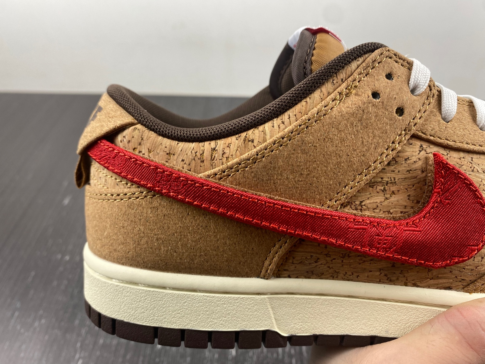 nike dunk low sp clot cork men