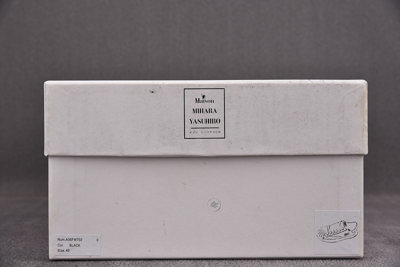 mmy sneaker 0012