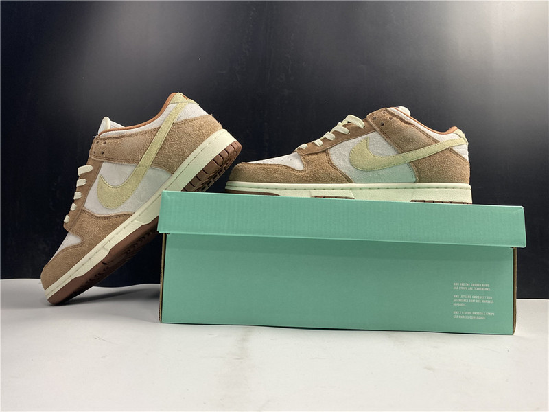 nike dunk low prm "medium curry" dd1390-100