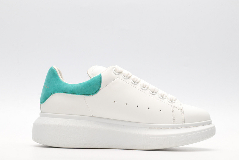 a1exa*der Mcqv*en white green
