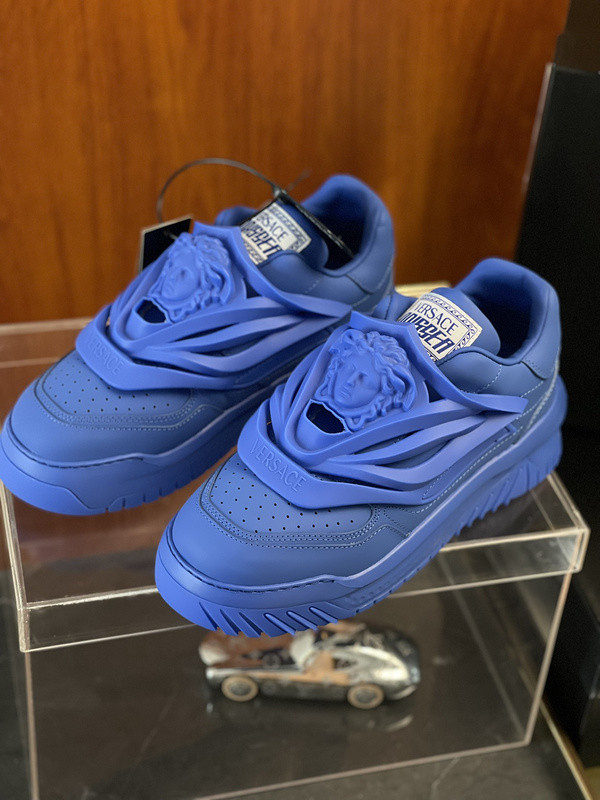 vesace sneakers