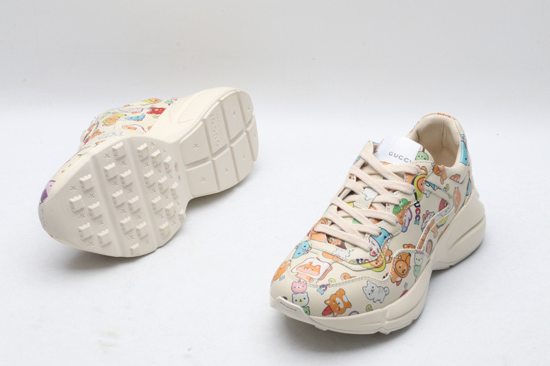 G*u*i sneaker