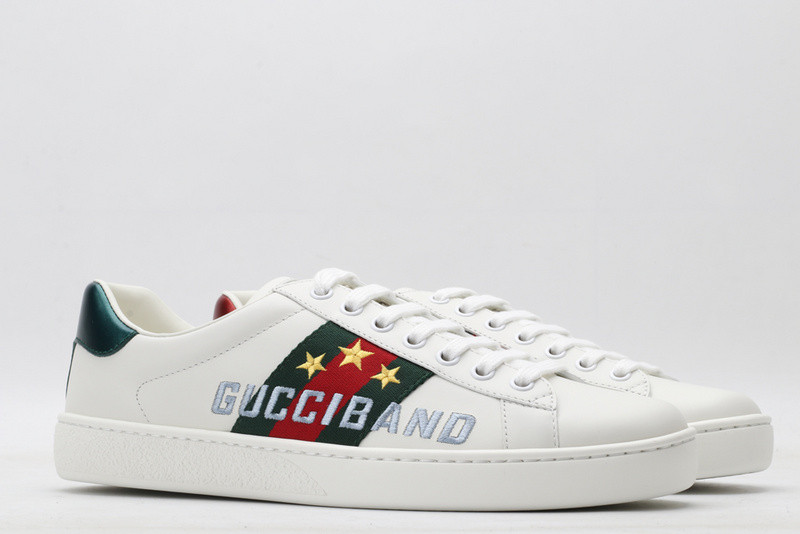 G*u*i low-top sneaker