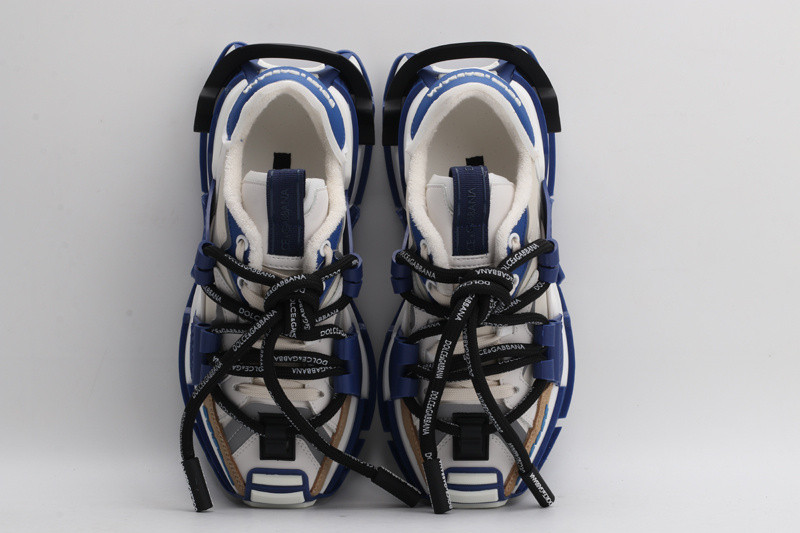 dg sneaker