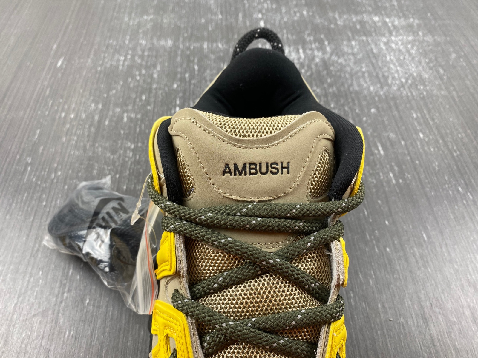 ambush x nike air more uptempo low “limestone” fb1299-200
