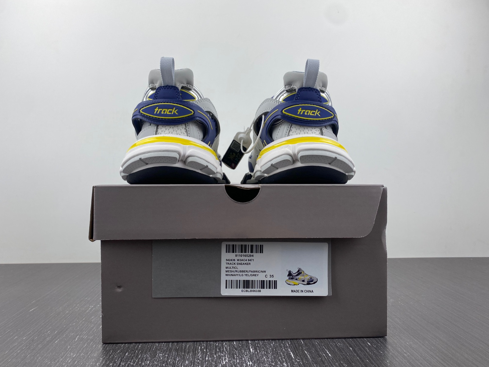 Ba*len*cia*ga trainers track 3.0