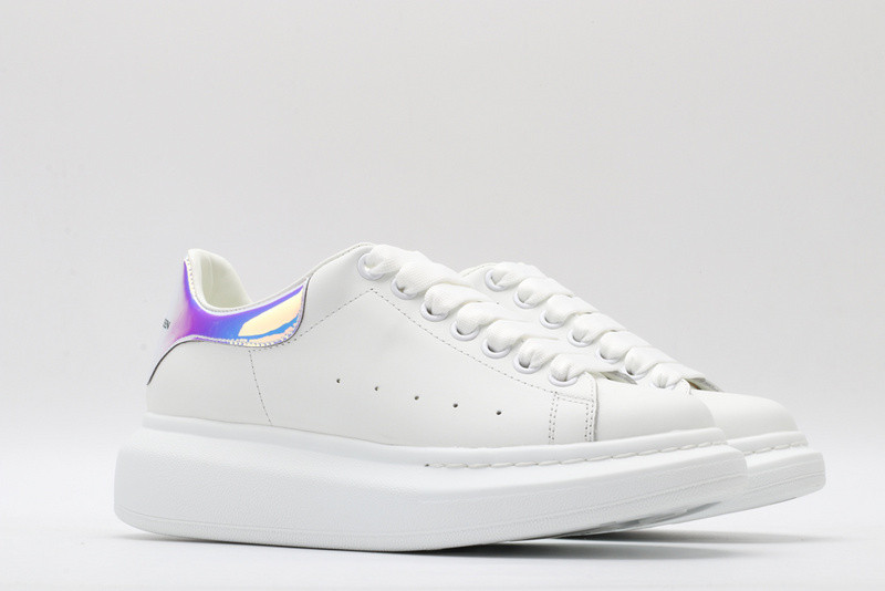 a1exa*der Mcqv*en white laser